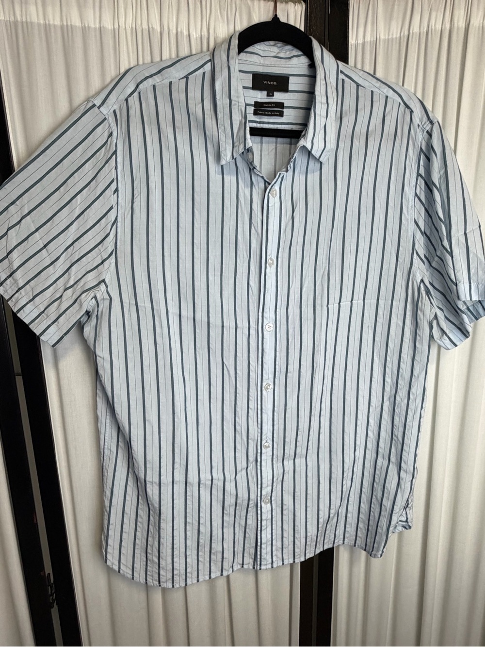 Vince Men's Light Blue and Navy Vertical Stripe Button-Up Shirt